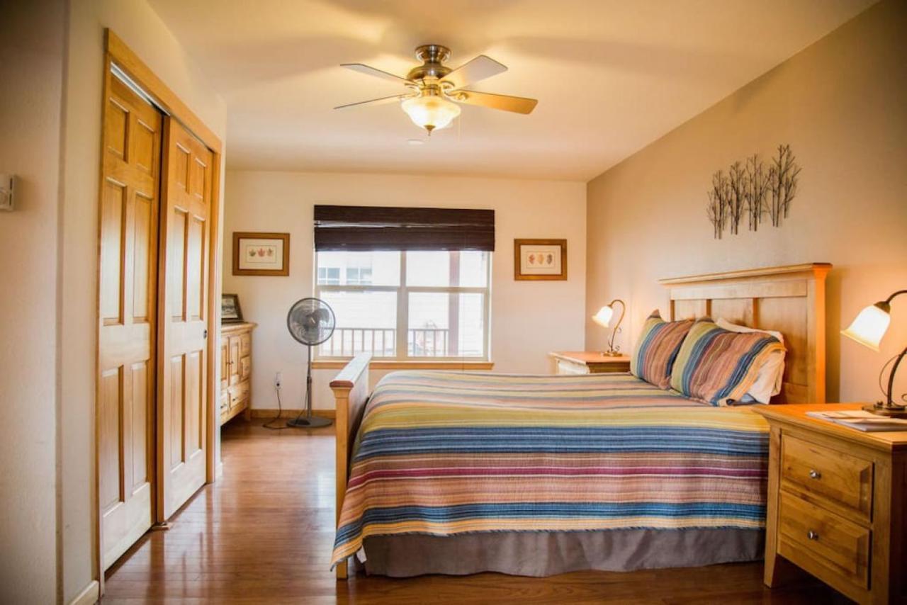 אסטס פארק Old Man Mountain, Spacious Lodge With Loft Great For Families, Dogs Allowed מראה חיצוני תמונה