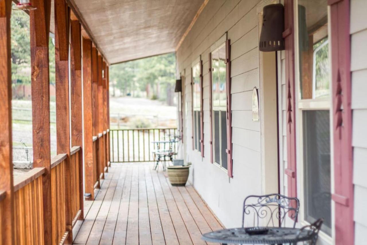 אסטס פארק Old Man Mountain, Spacious Lodge With Loft Great For Families, Dogs Allowed מראה חיצוני תמונה